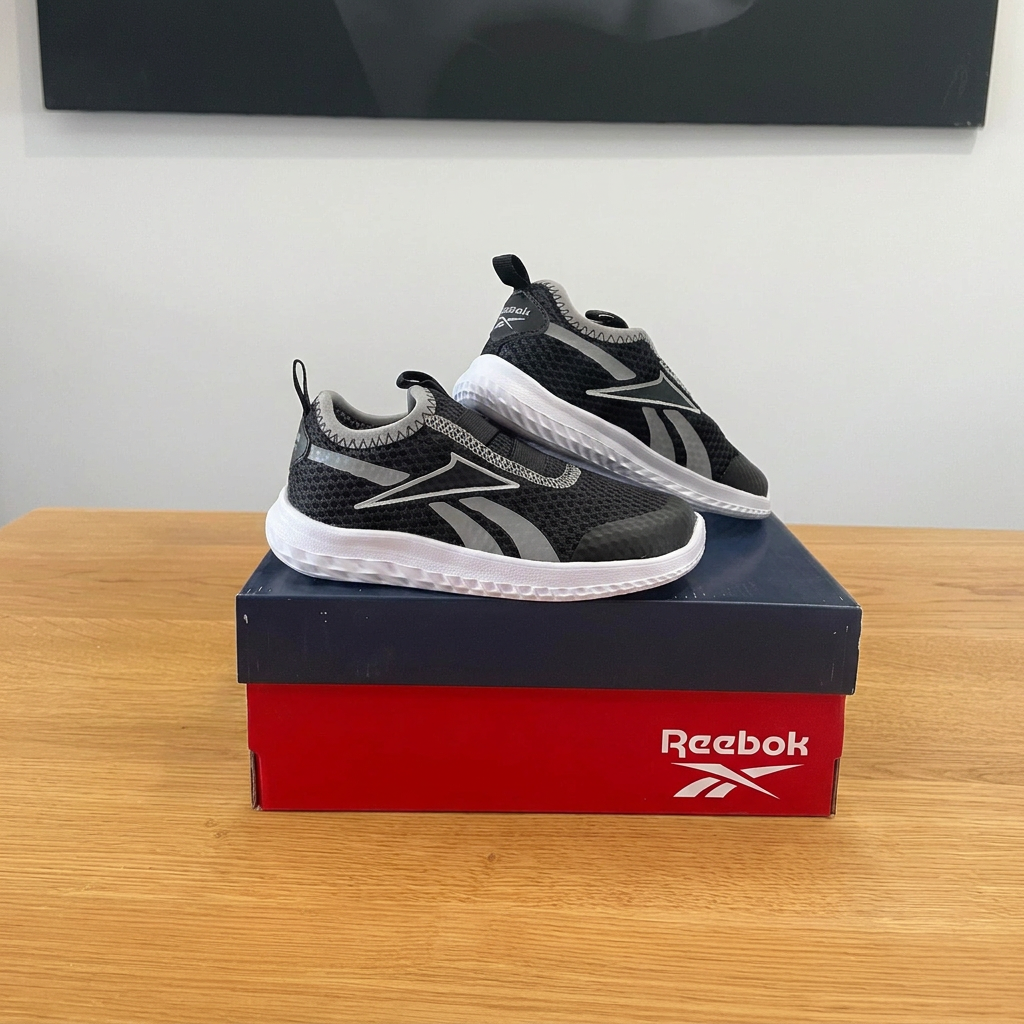 Reebok Rush Runner enfant noir gris, photo de profil