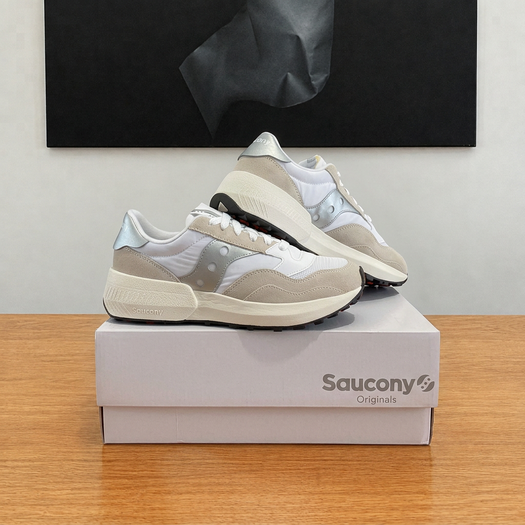 Saucony Jazz NXT blanc et beige, photo 1 recentrée