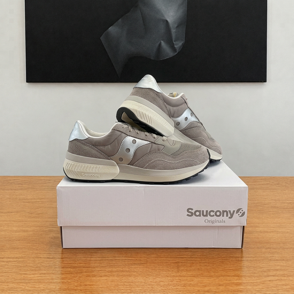 Saucony Jazz NXT, photo 1 recentrée sous le tableau